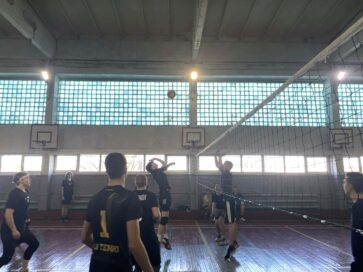Товариська зустріч з волейболу